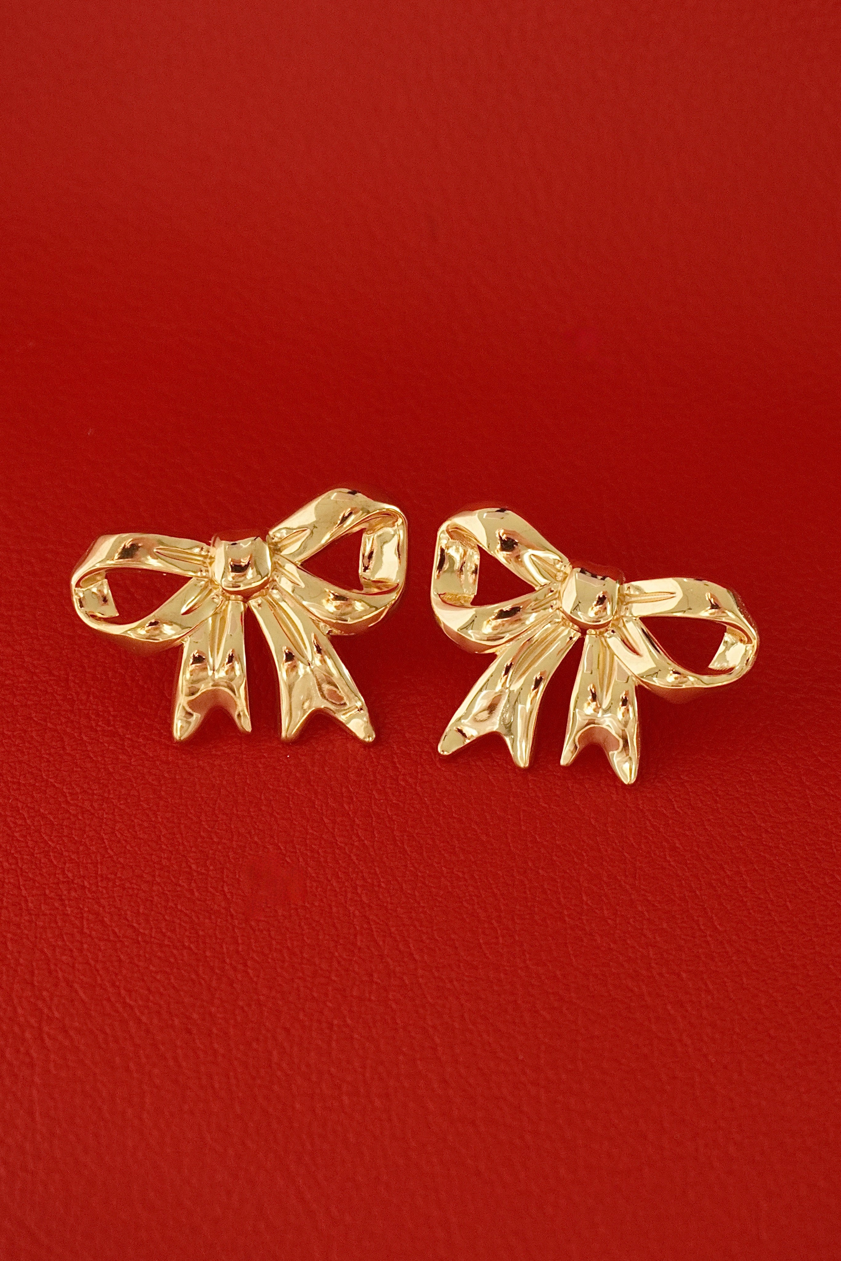 Medium Golden Flutter